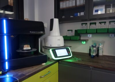 Ceramill MAP und Programat am Laborarbeitsplatz bei Dr. Pantas Düsseldorf