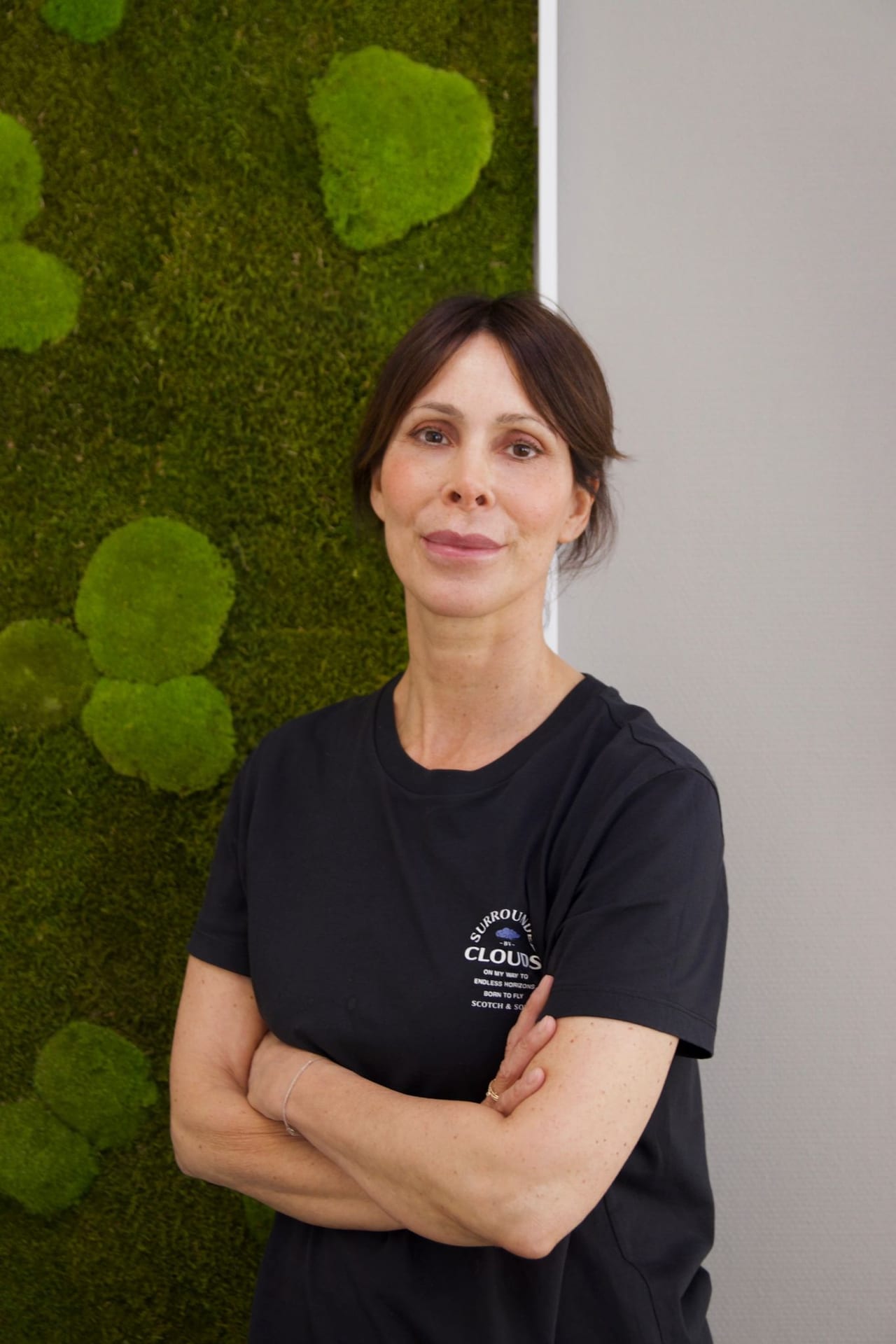 Η Meral Cicek, οδοντιατρική βοηθός (ZFA) στο Οδοντιατρικό Κέντρο Dr. Pantas στο Ντίσελντορφ